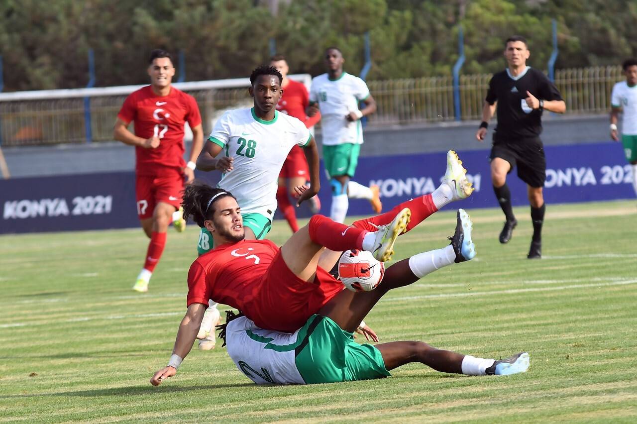 Kazananlar kaybedenler, sevinenler üzülenler, ağlayanlar gülenler, şükredenler…