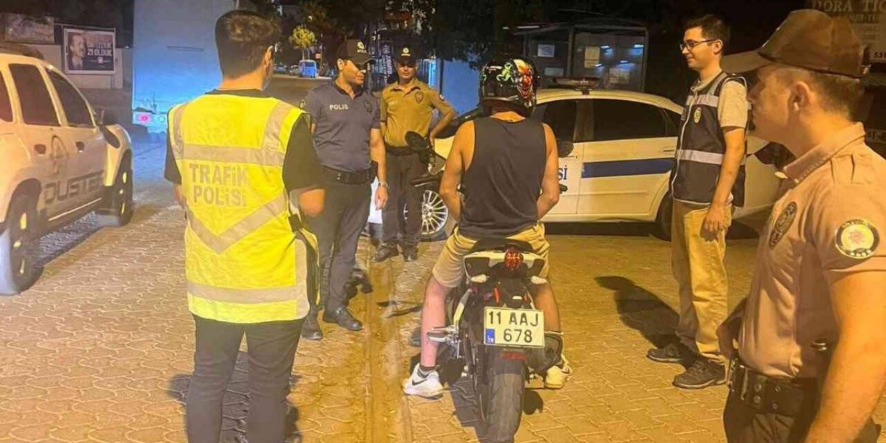 Osmaneli polisinden motosiklet denetimi