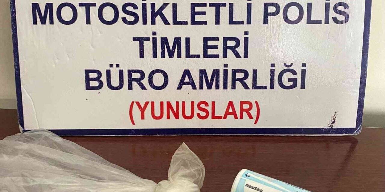 Kütahya’da bir şahsın üzerinde bonzai maddesi ele geçirildi