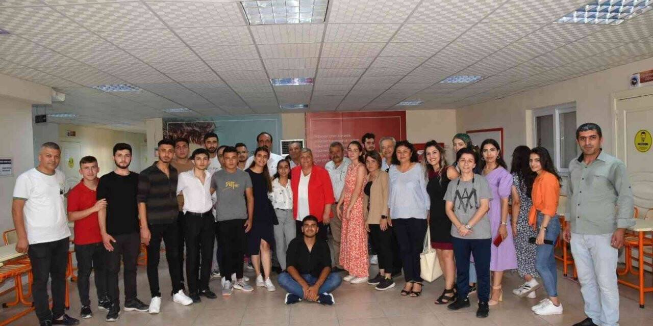 CEGEM’de 170 öğrenciden 101’i üniversitelere yerleşti