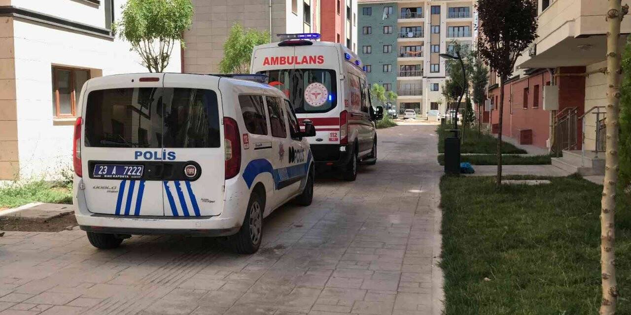 Haber alınamayan adam evinde uyurken bulundu