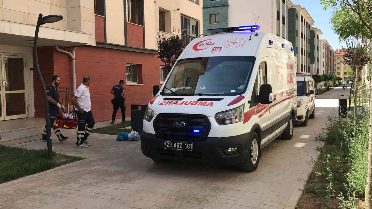 Haber alınamayan adam evinde uyurken bulundu