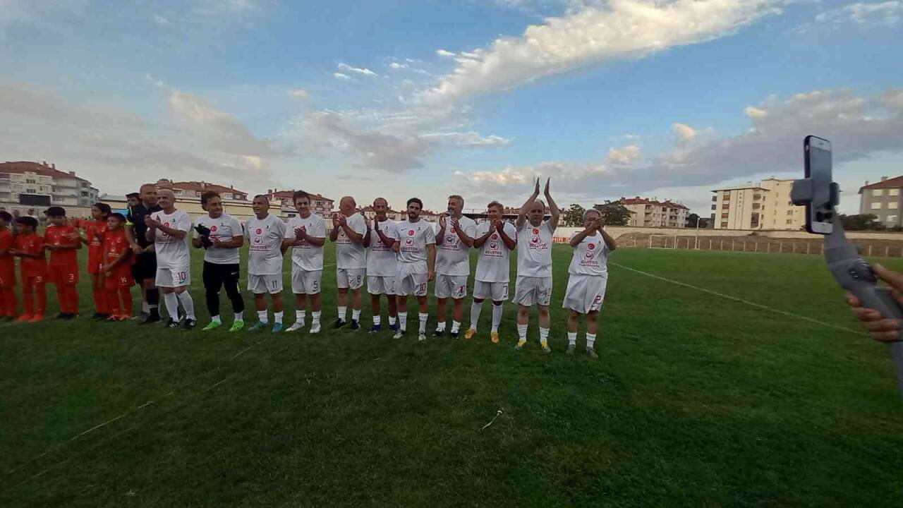 Düşman istihbaratlarını yanıltmak için 100 yıl önce oynanan maçın temsili oynandı