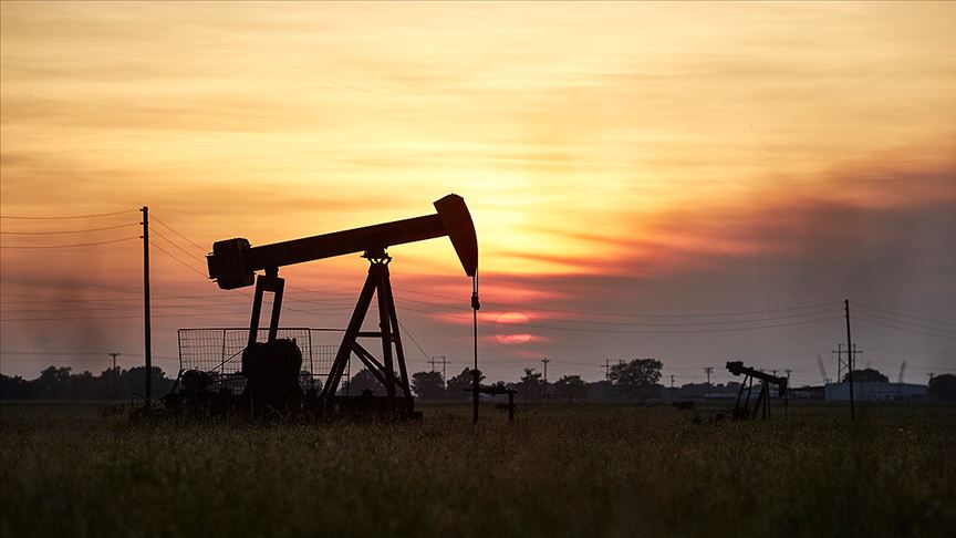 Brent petrolün varil fiyatı 101,76 dolar