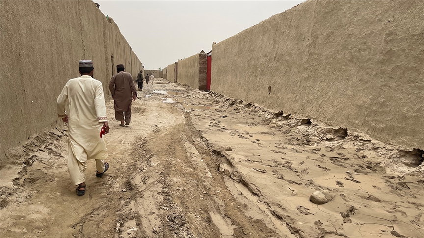 Afganistan'da son bir ayda yaşanan sellerde 182 kişi öldü
