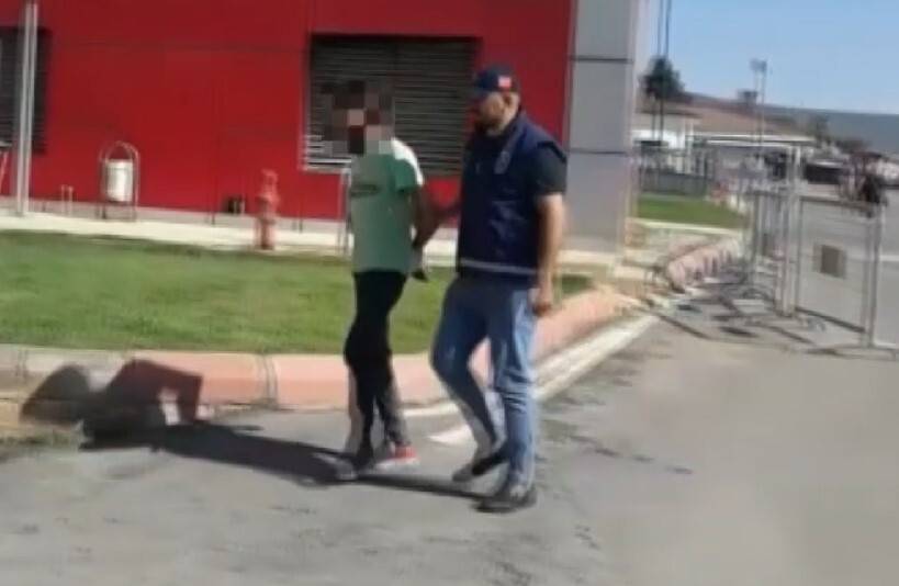 Yardım için yanaştı, kapkaç yaparak telefonunu çaldı