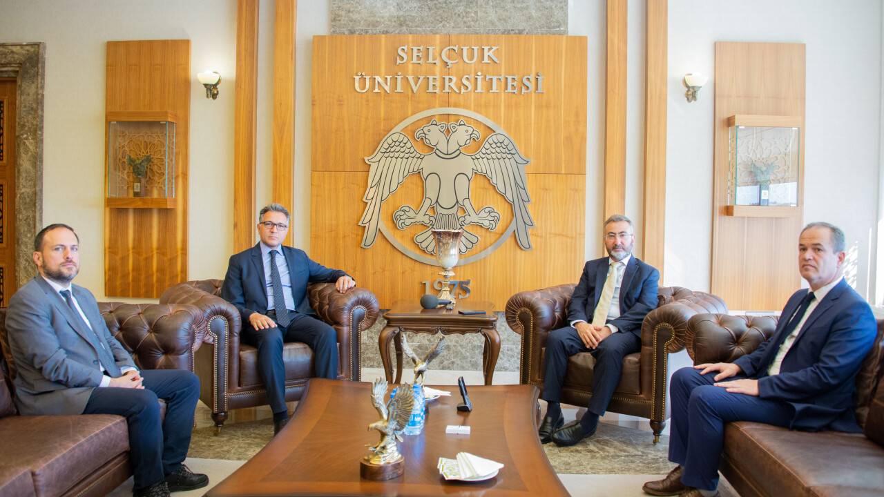 Bakan Yardımcısı Ersöz’den Selçuk Üniversitesi'ne teşekkür