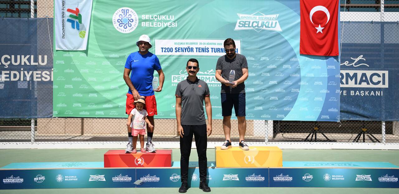 Selçuklu’da ‘T200 Senyör Tenis Turnuvası’ sona erdi