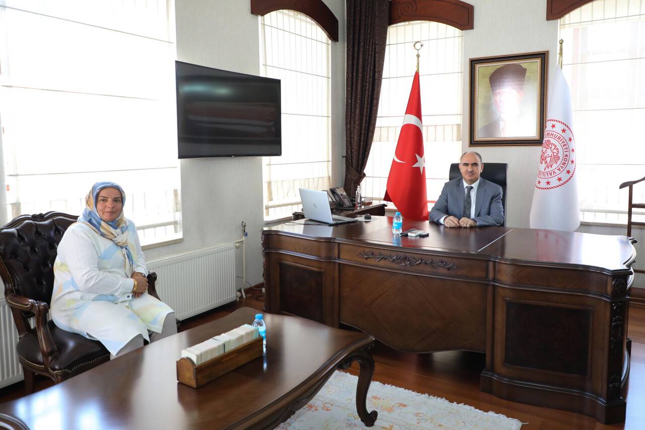 Hüyüklü kadın girişimcilerden Vali Özkan’a ziyaret