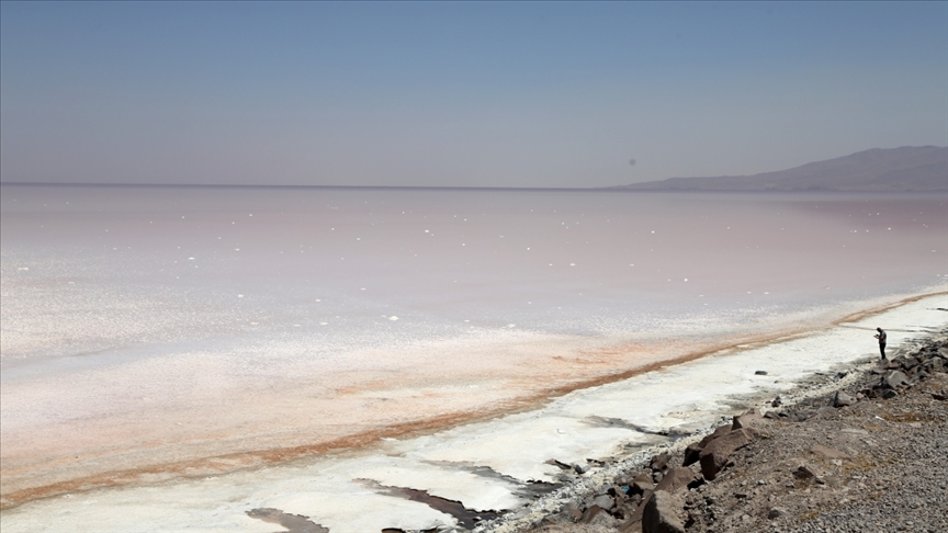 Urmiye Gölü'nün kuruması insan eliyle başladı iklim değişikliğiyle hızlandı