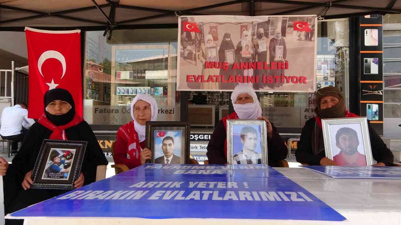 Annelerin evlat nöbeti 71. haftaya girdi