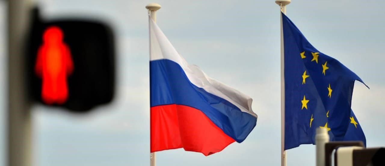 AB, Rusya ile vize kolaylığı anlaşmasını askıya alıyor