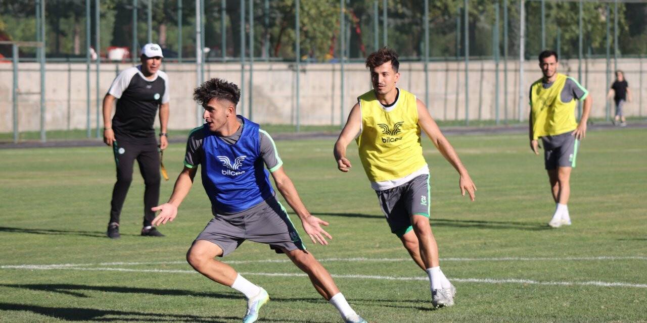 1922 Konyaspor'da Karaköprü mesaisi