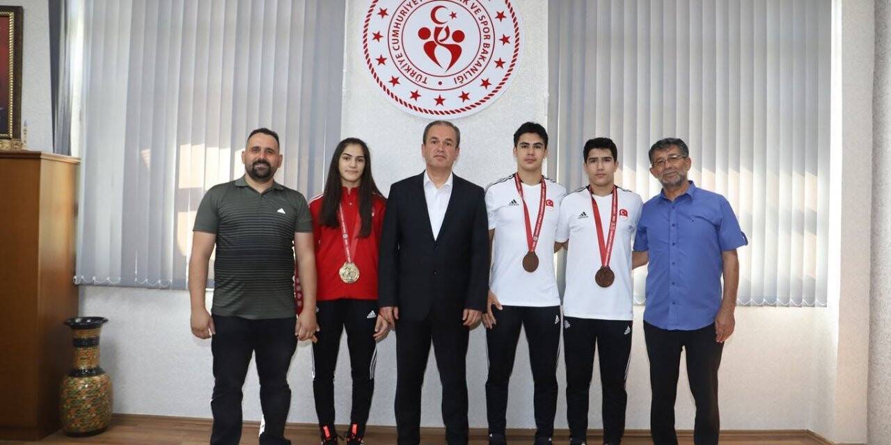 Şampiyonlardan GSİM’ye ziyaret