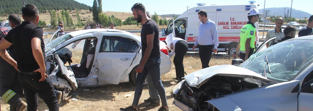Konya'da trafik kazasında 3 kişi yaralandı