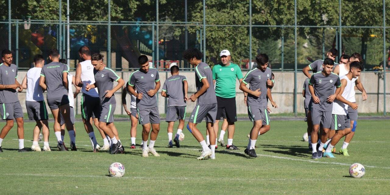 1922 Konyspor yeni sezona hazır