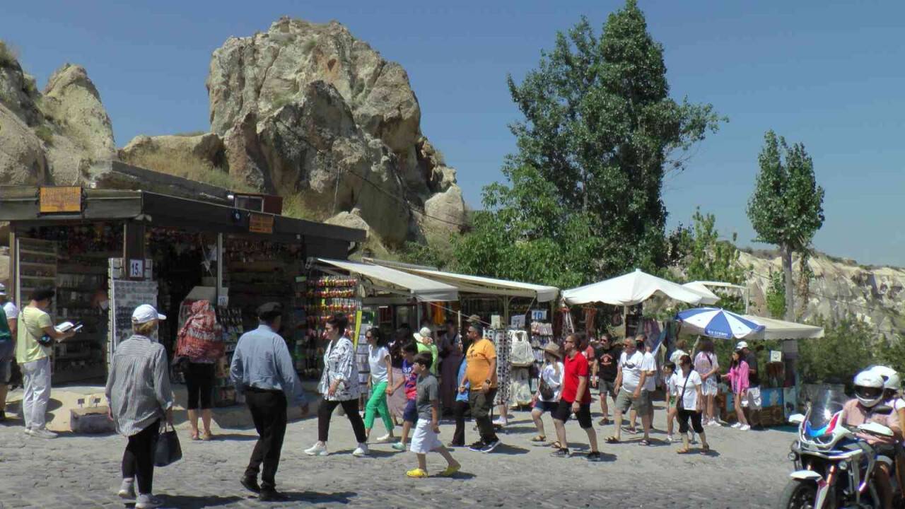 Kapadokya’daki ören yerlerini ziyaret eden turist sayısı 2,5 milyonu geçti