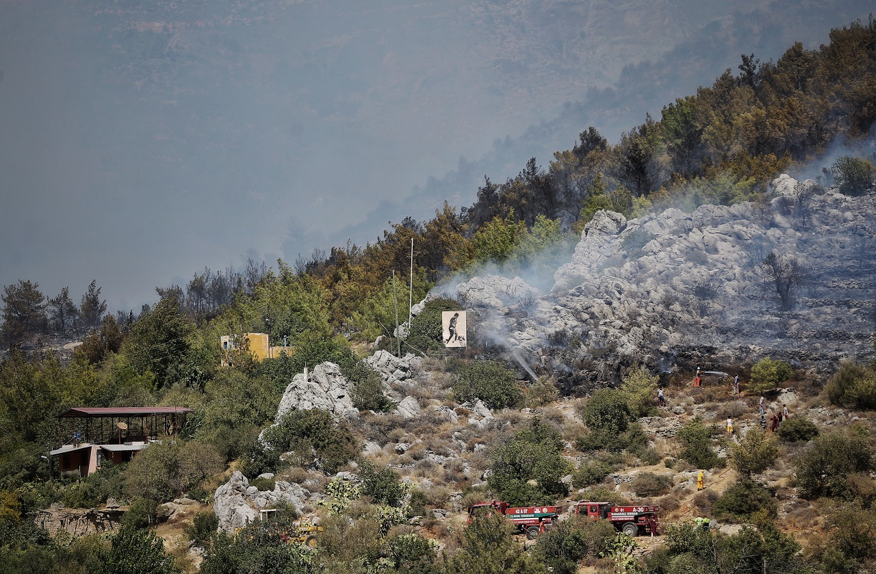 Mersin'deki yangına Konya'dan destek ekibi