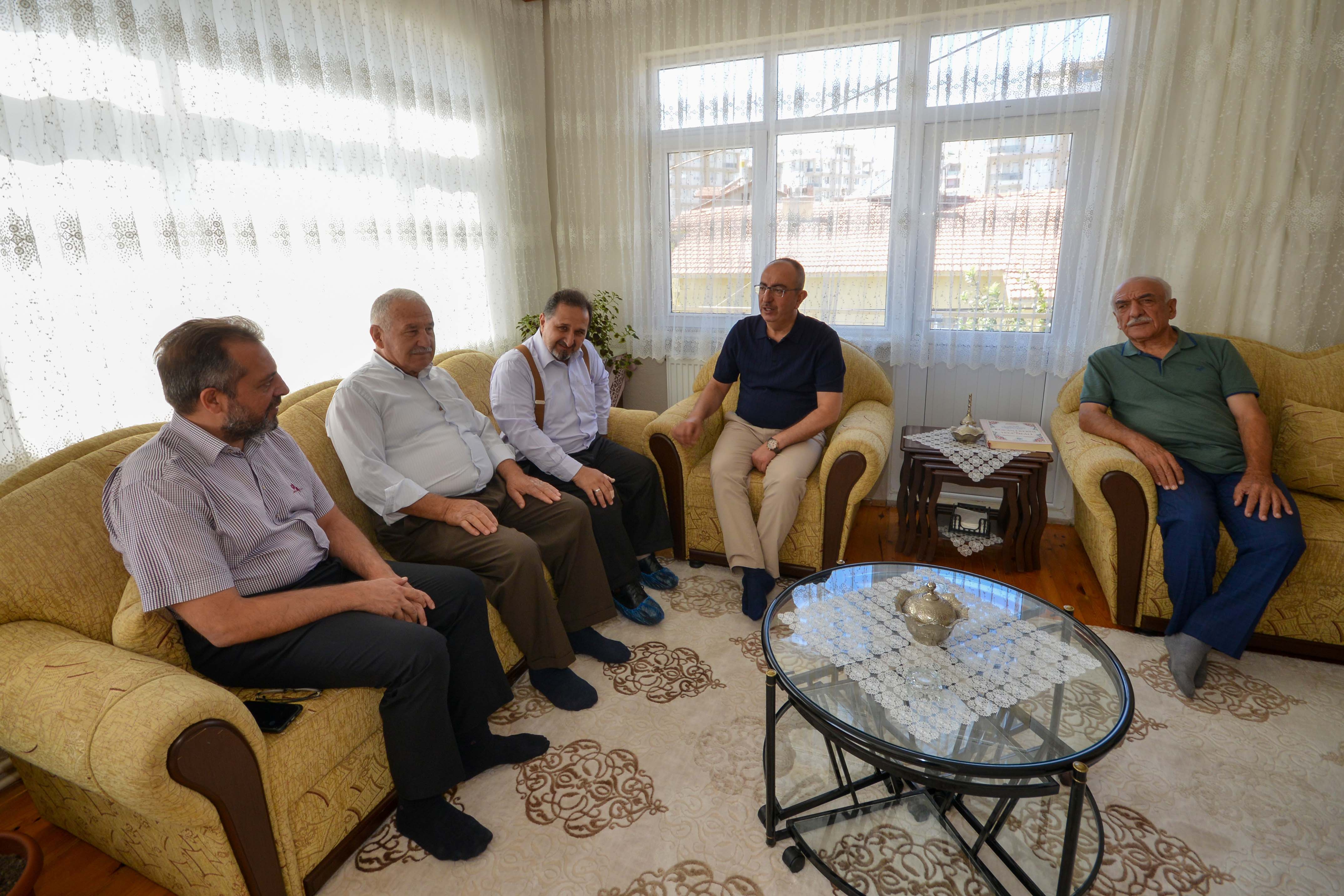 Milletvekili Özdemir ve Başkan Kavuş’tan duygulandıran ziyaretler