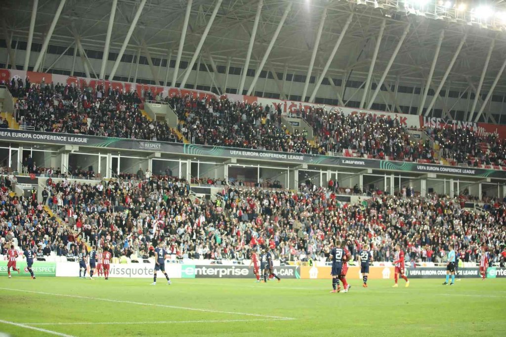Sivasspor-İstanbulspor maçının biletleri satışta