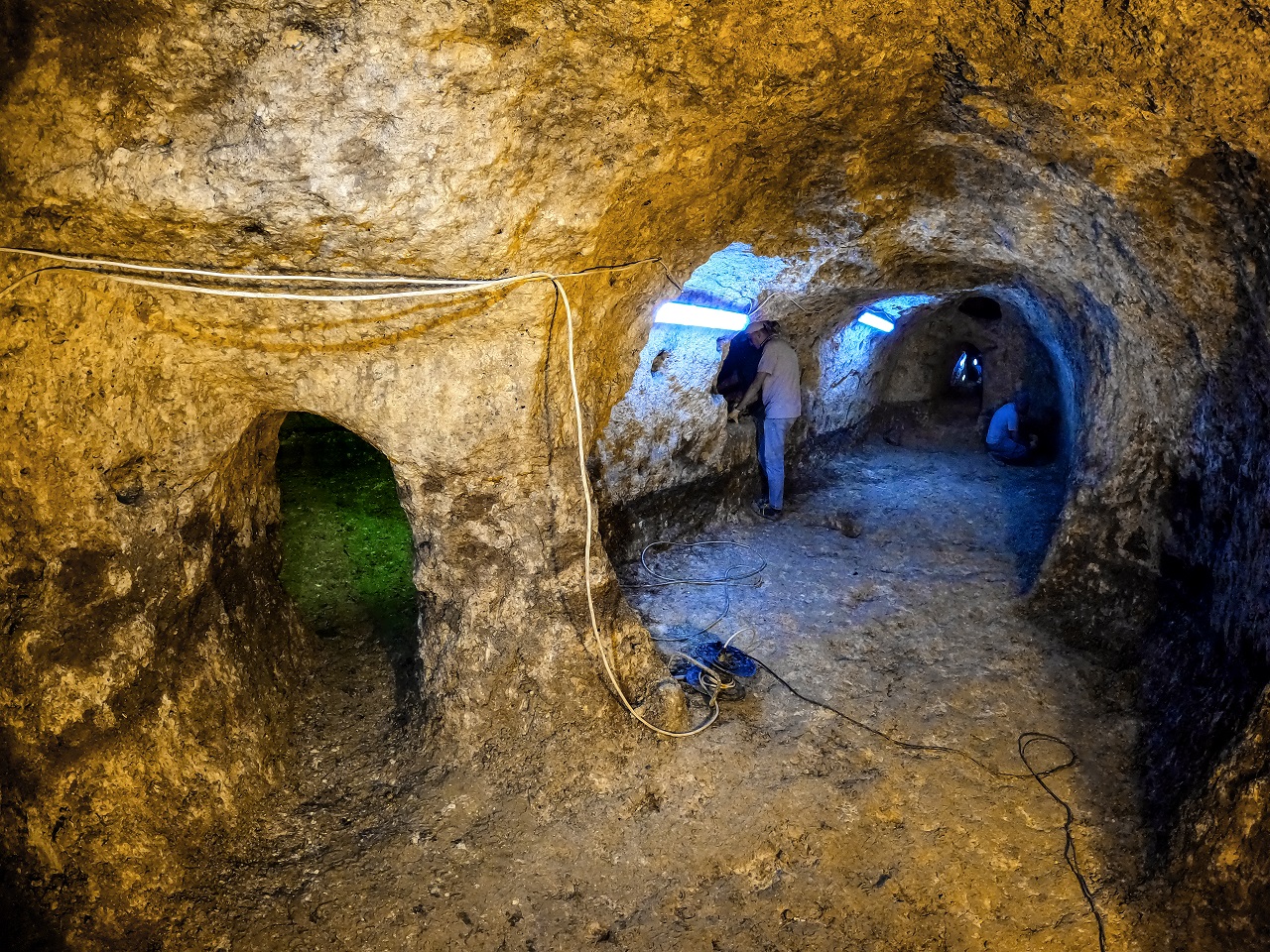 Konya'da tesadüfen keşfedilen antik yer altı şehri heyecanlandırdı