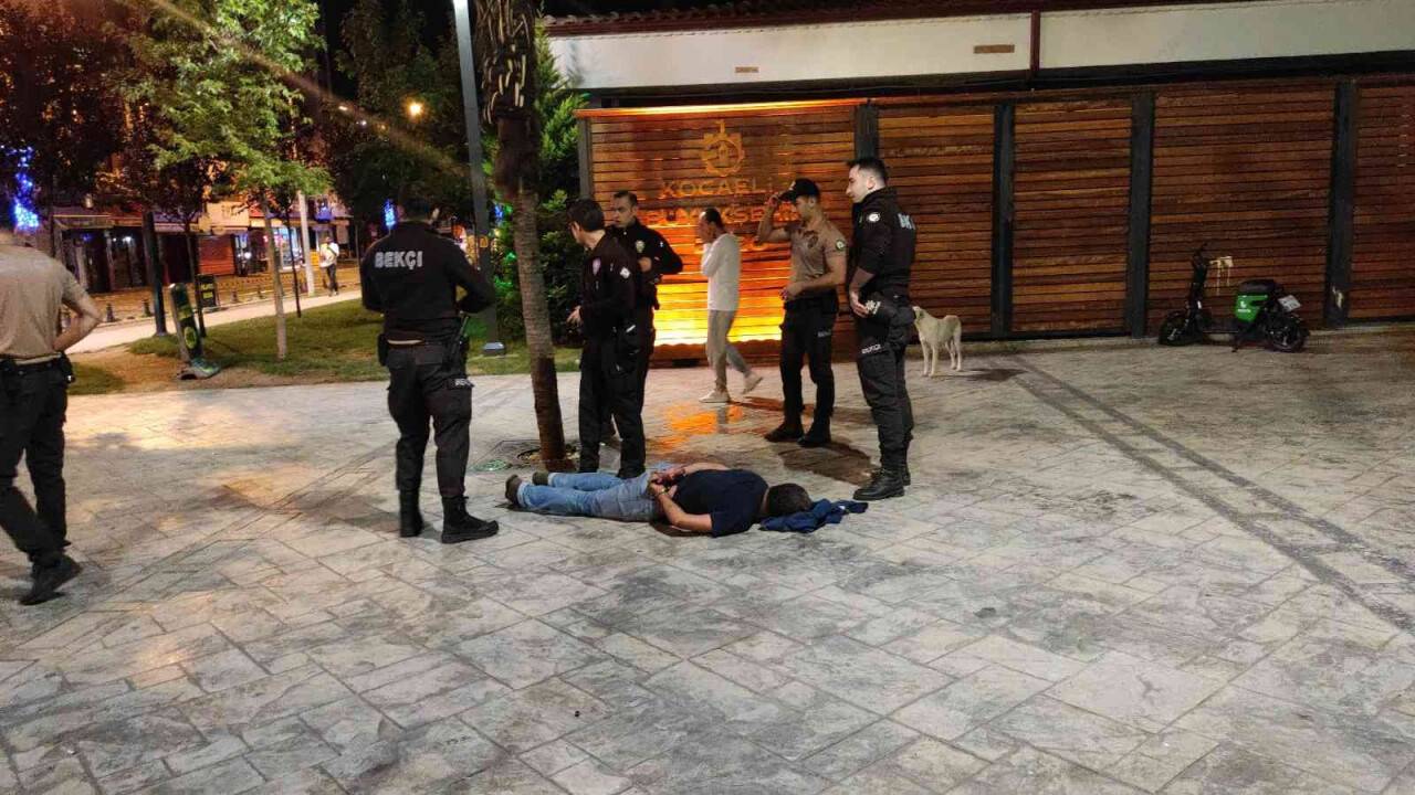 Bekçilere küfreden şahıs gözaltına alındı