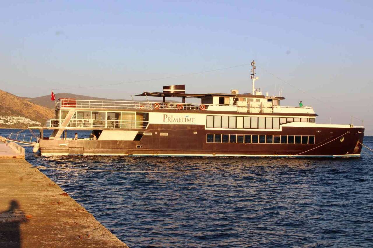 Deniz ortasında müzayede yapacaklar