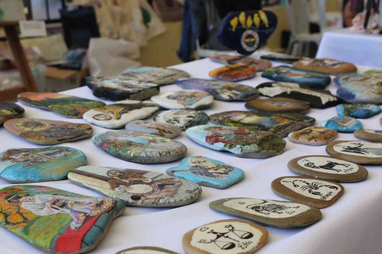 Kadınların emek verdiği ürünler festivalde alıcılarıyla buluşuyor