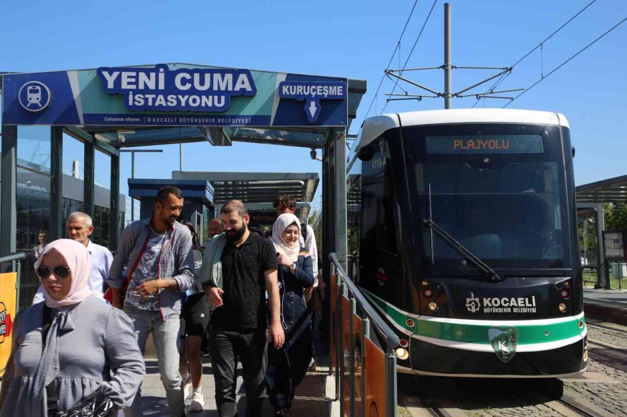 Bir günde 56 bin yolcu tramvaya bindi, tüm zamanların rekoru kırıldı