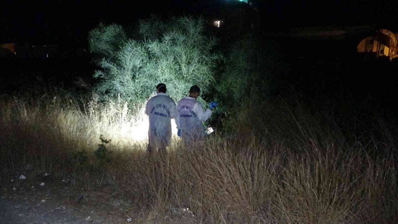Kayıp gencin cesedi, motosikletiyle birlikte kara yolu yakınında bulundu