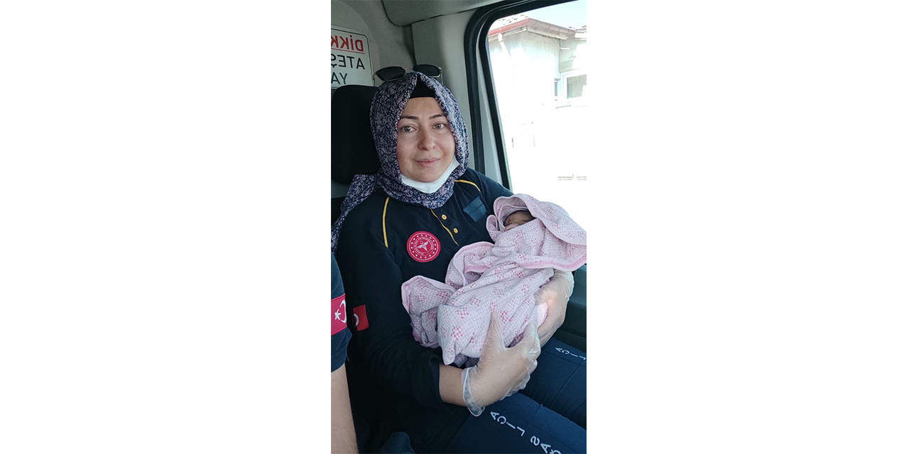 Konya'da sokakta bulunan yeni doğmuş bebeğin ailesi aranıyor