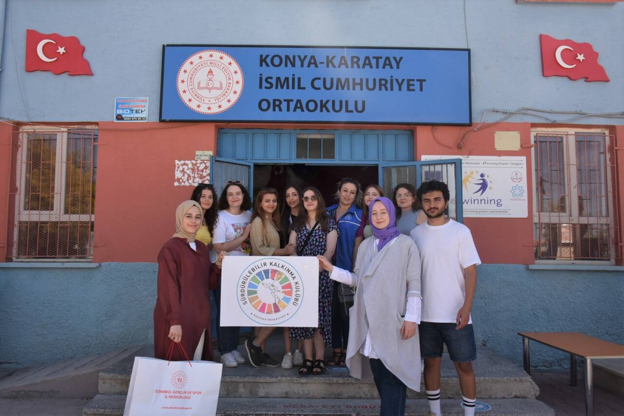 42 gönüllü üniversiteli gençten Karatay’da alkış alan iyilik hareketi