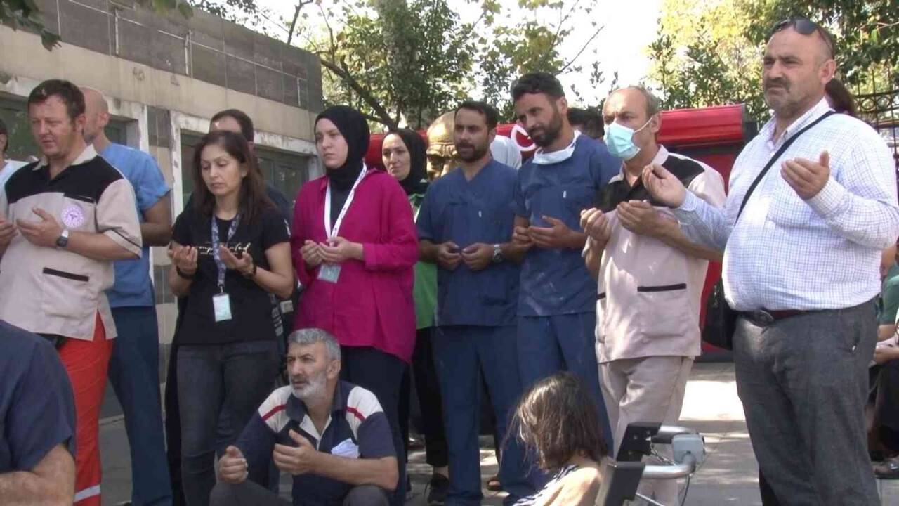 Görevi başında öldürülen güvenlik görevlisi için Kadıköy’de basın açıklaması gerçekleştirildi