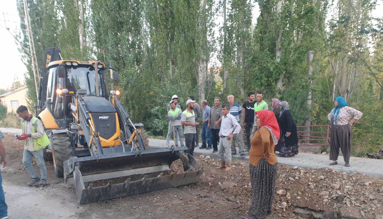 Mahalle sakinlerinden Enerya'ya doğalgaz tepkisi