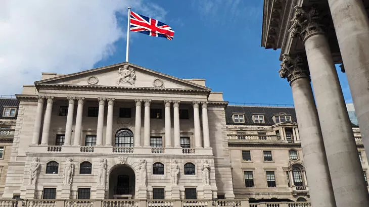 İngiltere Merkez Bankası politika faizini son 14 yılın en yüksek seviyesine çıkarttı
