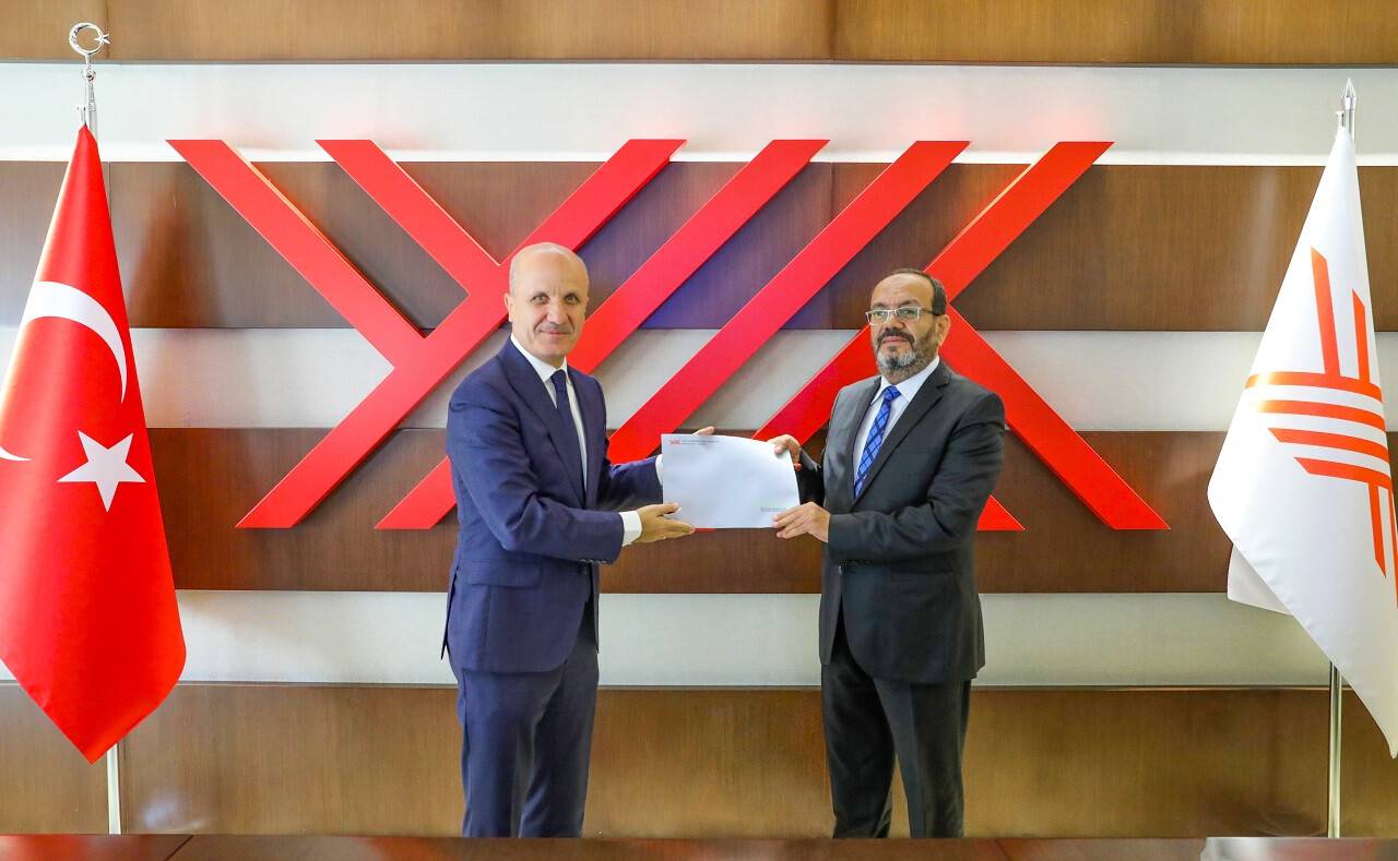 KTÜN Rektörü Prof. Dr. Osman Nuri Çelik mazbatasını aldı