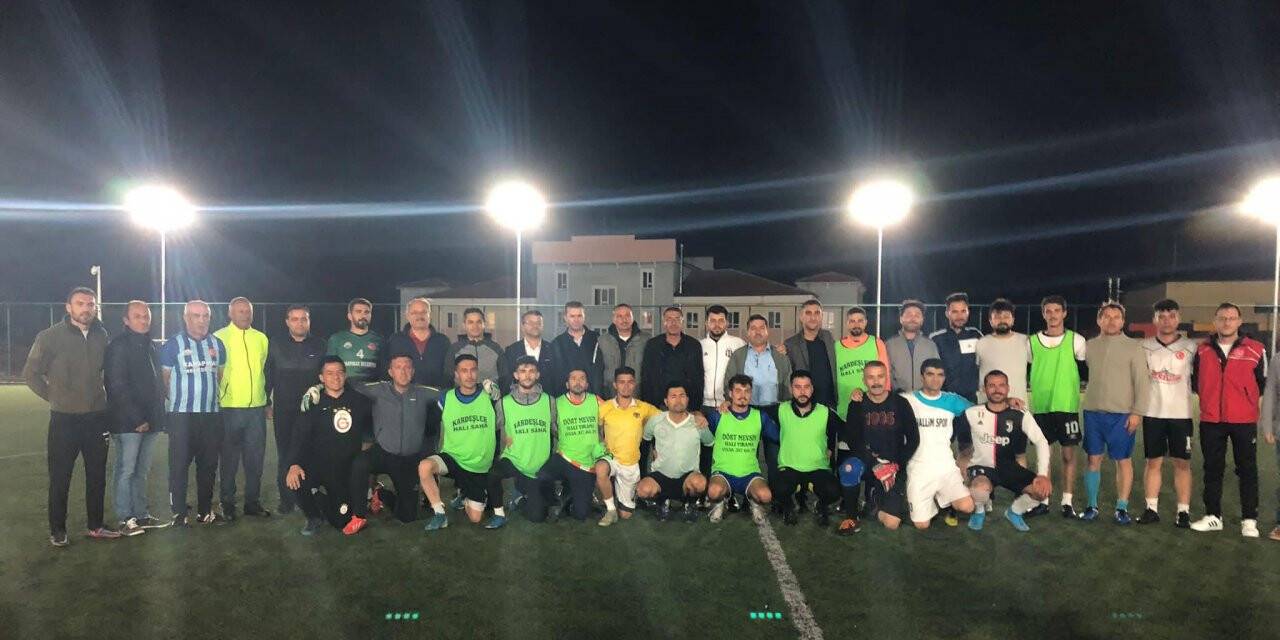 Karapınar TOKİ Sentetik Saha ışıklandırıldı