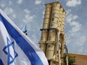 Suriye'de Askeri Noktaya 5 Füze İle Saldırdı