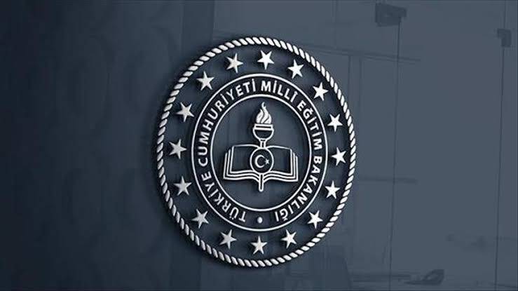 MEB, bir öğrencinin başörtülü olduğu için staja alınmadığı iddiası üzerine soruşturma başlattı