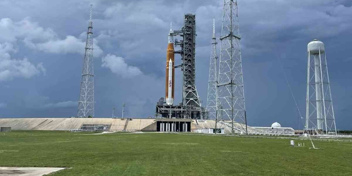 NASA, Artemis uzay aracını uzaya gönderme lansmanını erteledi