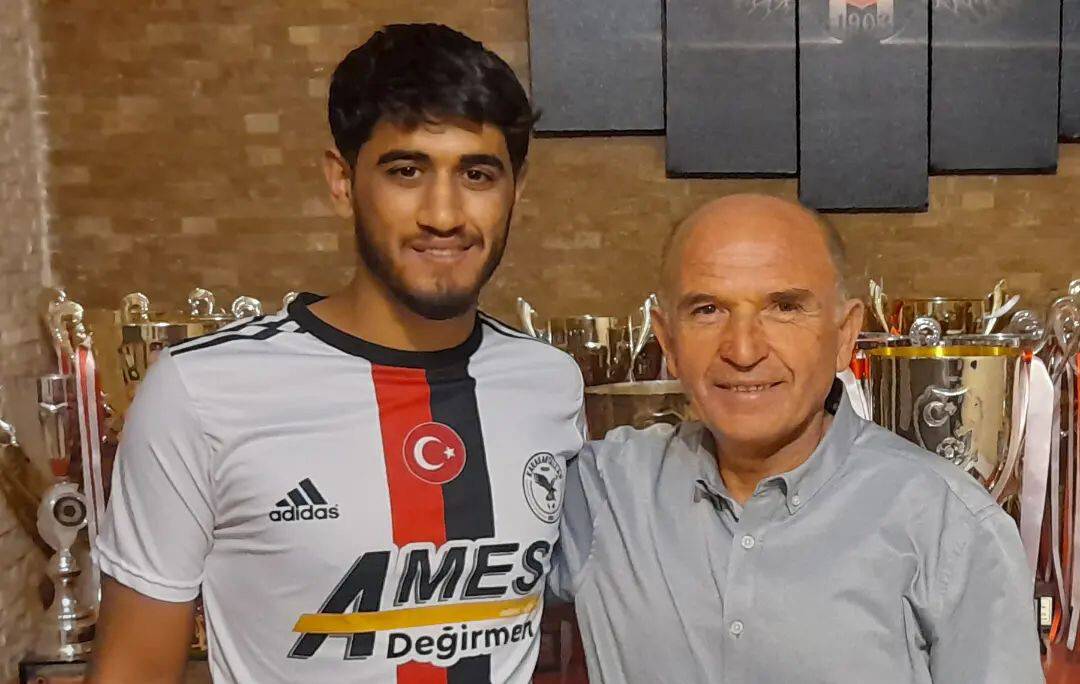 Meram Karakartallar'da bir transfer daha