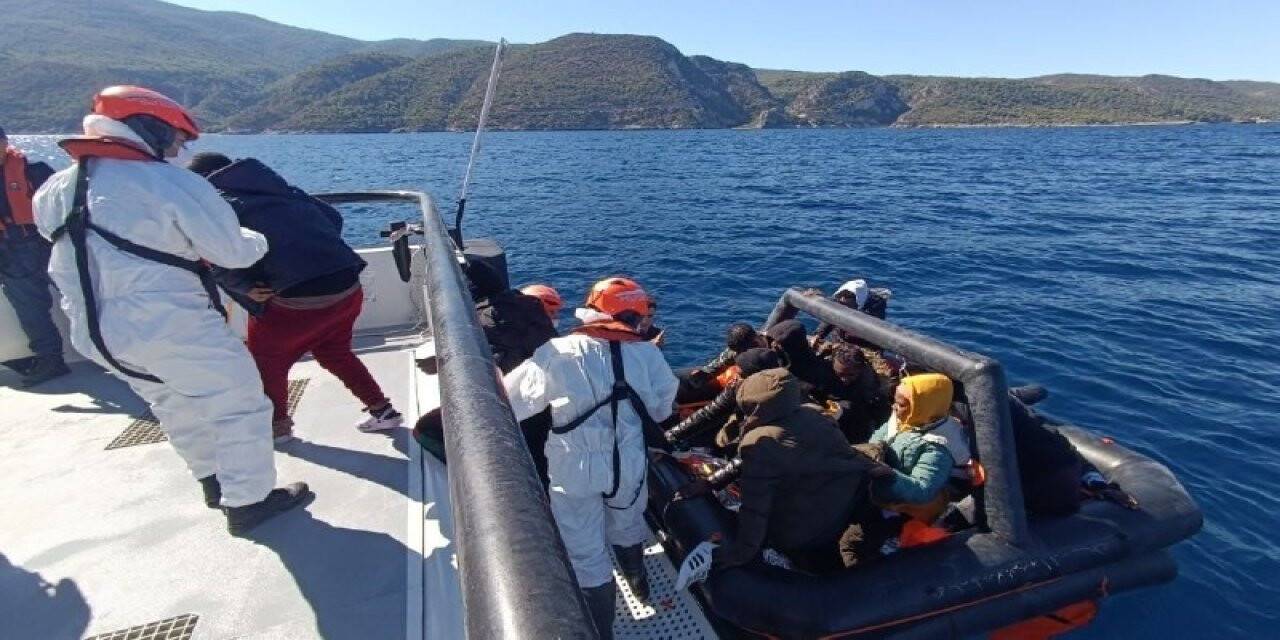 Aydın’da 21 düzensiz göçmen kurtarıldı