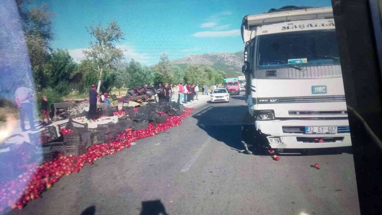 Isparta’da trafik kazası:2 yaralı