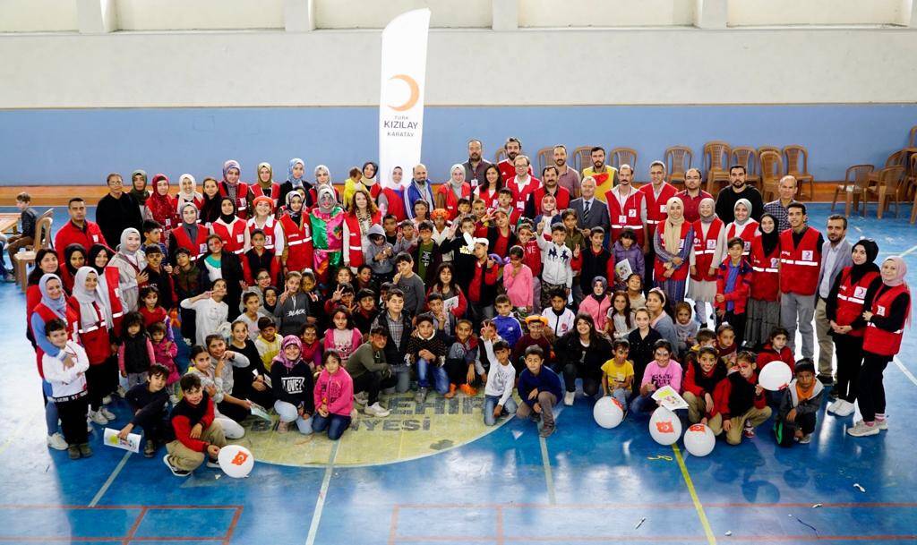 Kızılay Karatay ’’Yetime İkram’’ ediyor