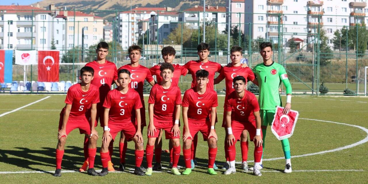 U16 Milli Takım, Azerbaycan'ı 3-1 mağlup etti
