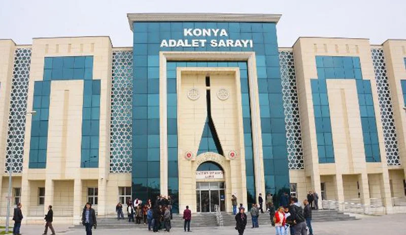 Konya'da 2 öğrencinin öldüğü okul servisi kazasının sanıkları yargılanıyor