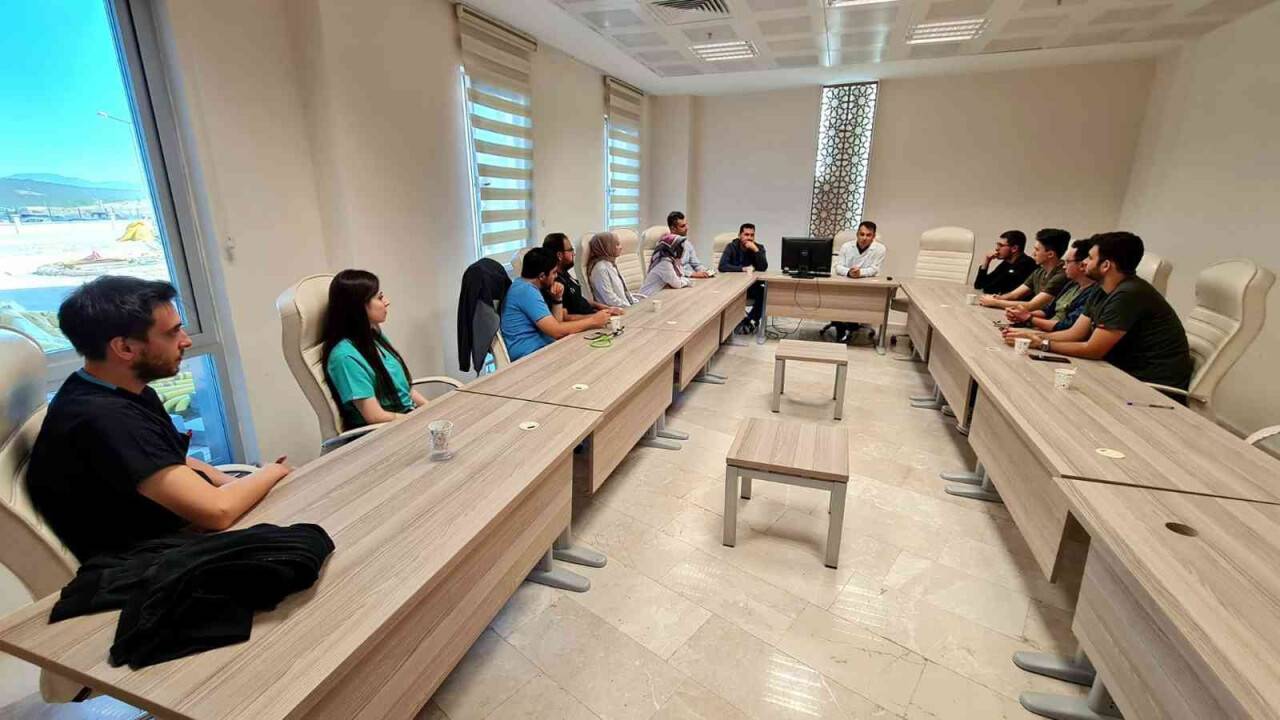Beyşehir Devlet Hastanesi'nde oryantasyon eğitimi tamamlandı