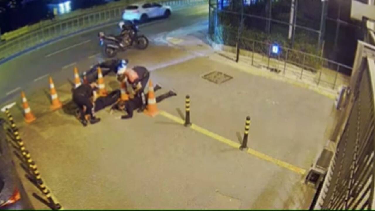 Beşiktaş’ta denetimde nefes kesen anlar kamerada