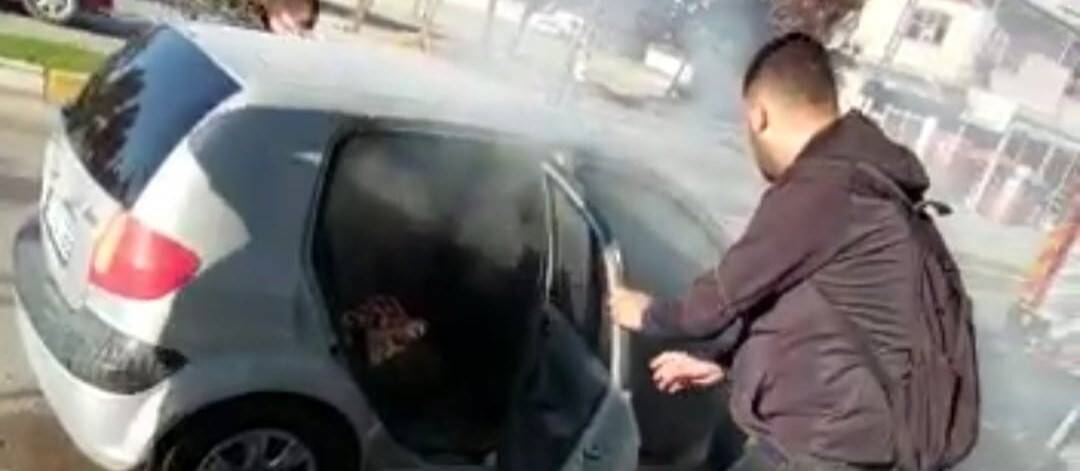 Bagajdaki mangal kömürü az daha otomobili yakıyordu