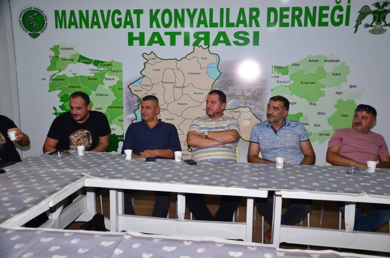 Manavgat Konyalılar Derneği’nden bamya çorbası ikramı